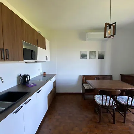 Lägenhet La Casa Del Viandante Perledo